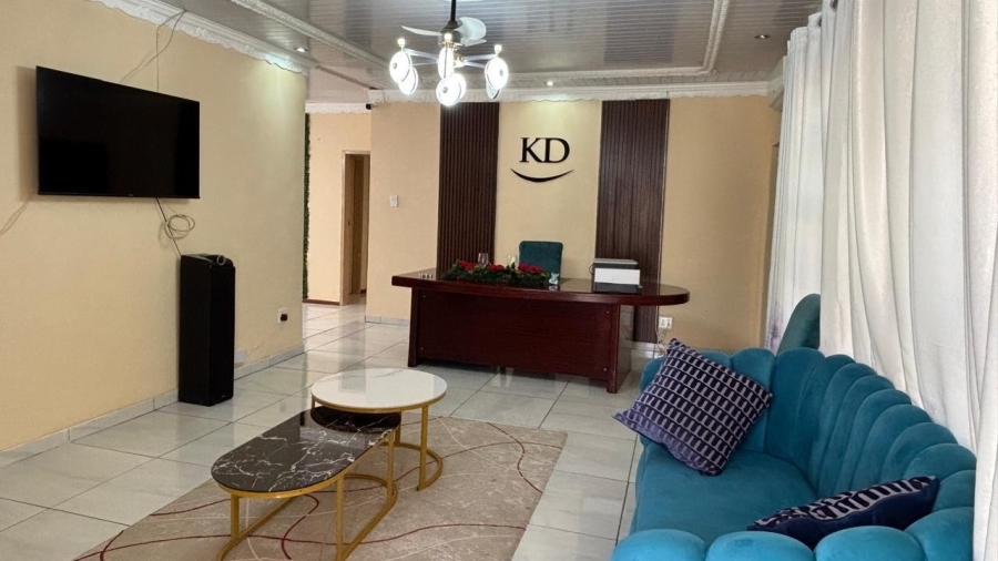7 Bedroom Property for Sale in Mogwase Unit 4 North West